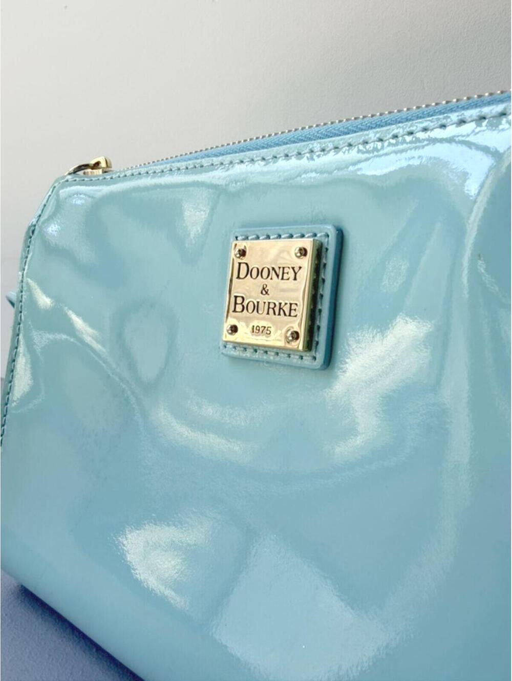 VTG Dooney & Bourke Sea Glass Blue Patent Leather Crossbody - Picture 9 of 10